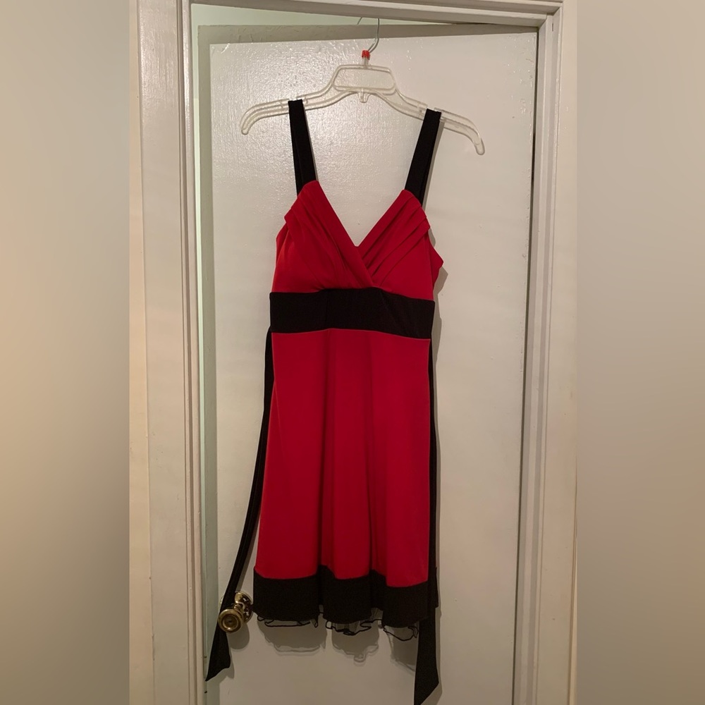 ❤️ “Speechless” red dress ❤️